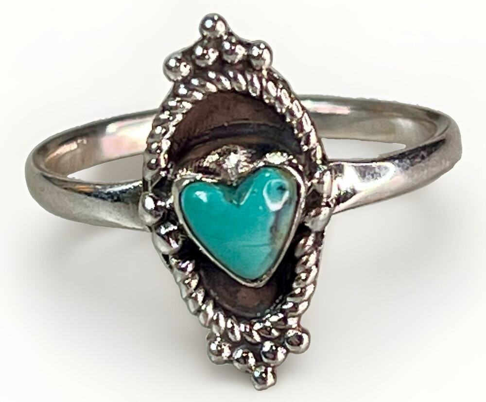 Kingman Turquoise Heart Ring - 925 Sterling Silver Rope Detail – Size 7.75